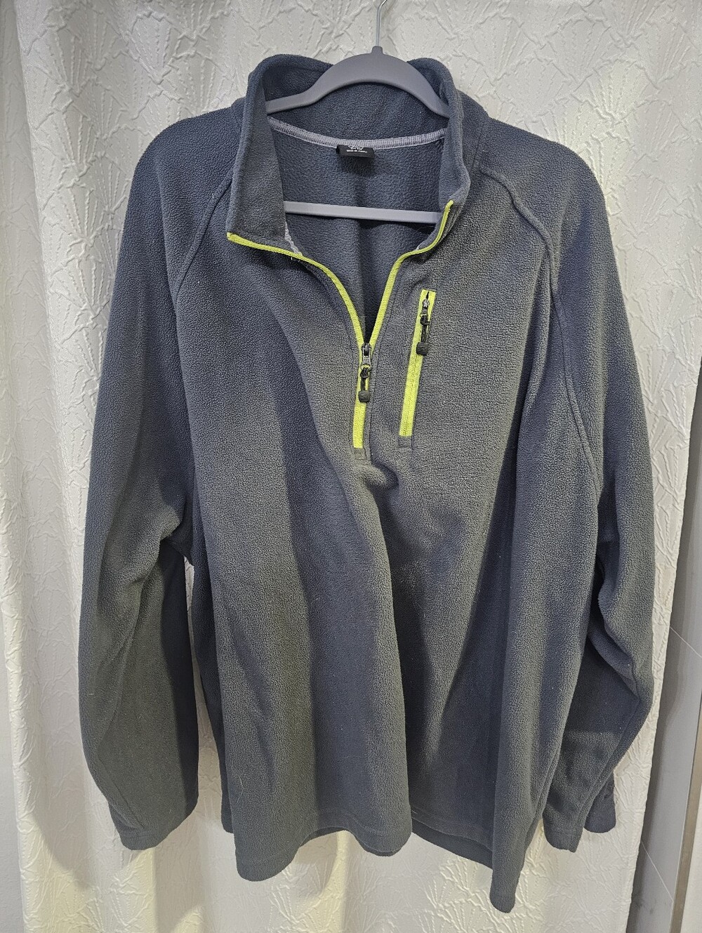Men's 3XL (54 - 56) Gray w/ Lime Trim 1/4 Zip Long Sleeve Fleece Top By Starter